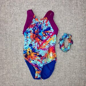 Snowflake Designs child small (fit like 2T) gym leotard & scrunchie EUC